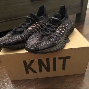 Yeezy 350 Knit Sneakers